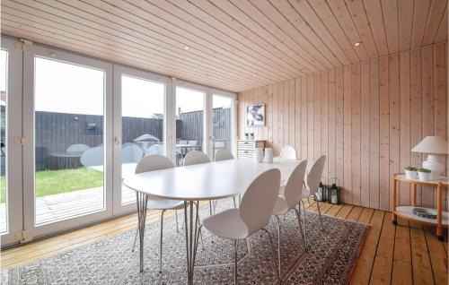 Juelsminde House | Three-Bedroom Holiday Home In Juelsminde
