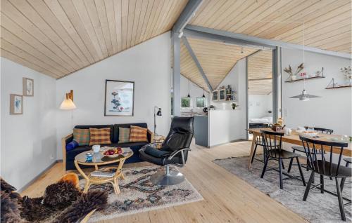 Frolunde House | Three-Bedroom Holiday Home In Slagelse