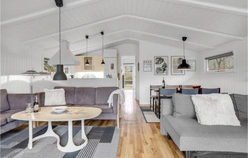 Arrild Ferieby House | Three-Bedroom Holiday Home In Toftlund