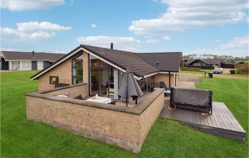 Vinderup House | Three-Bedroom Holiday Home In Vinderup
