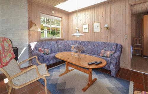 Ørsted House | Three-Bedroom Holiday Home In Orsted