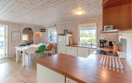 Vedelshave House | Three-Bedroom Holiday Home In Asperup