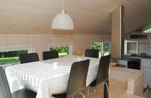 Hvidbjerg Strand House | Three-Bedroom Holiday home in Børkop 7