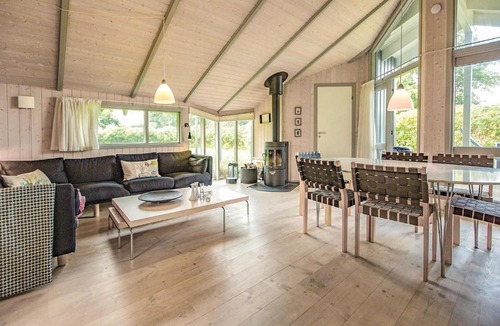 Reersø House | Three-Bedroom Holiday Home in Gorlev