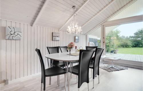 Reersø House | Three-Bedroom Holiday Home In Gorlev