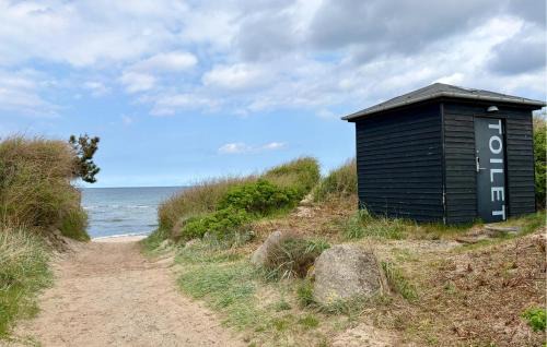 Udsholt House | Three-Bedroom Holiday Home In Vejby