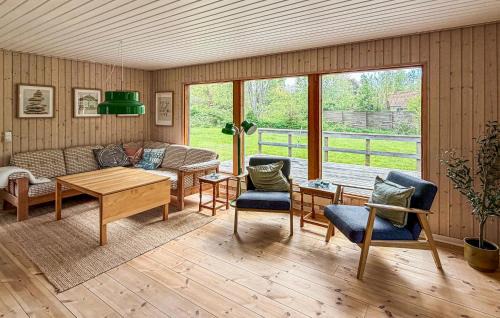 Udsholt House | Three-Bedroom Holiday Home In Vejby