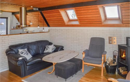 Haslevgarde House | Three-Bedroom Holiday Home In Hadsund