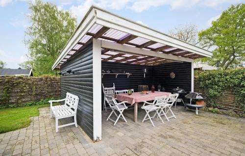 Hornbaek House | Three-Bedroom Holiday Home In Hornbak