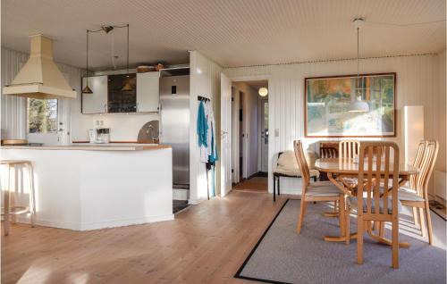 Østerskov House | Three-Bedroom Holiday Home In Humble