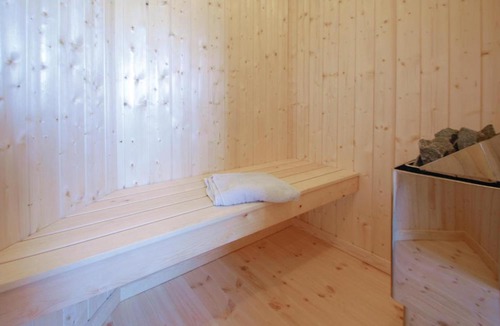 Skødshoved Strand House | Three-Bedroom Holiday Home in Knebel