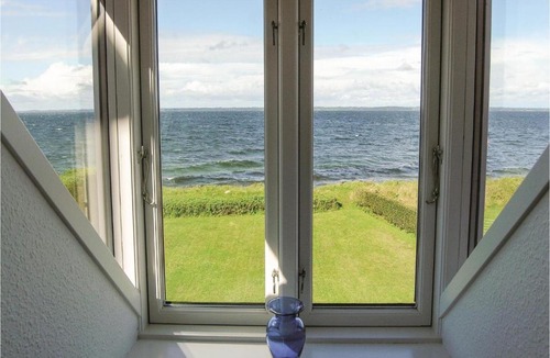 Lohals House | Three-Bedroom Holiday Home in Tranekar