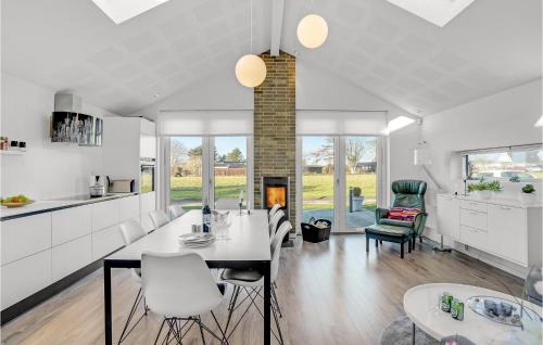 Otterup House | Three-Bedroom Holiday Home In Otterup