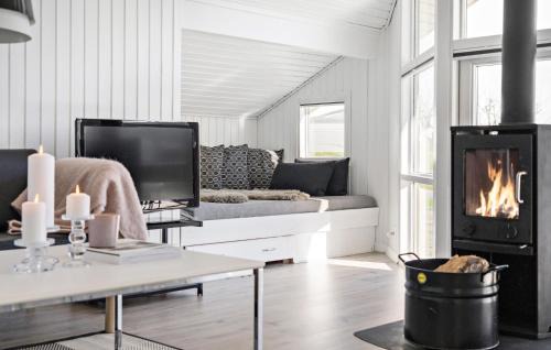 Jørgensø House | Three-Bedroom Holiday Home In Otterup