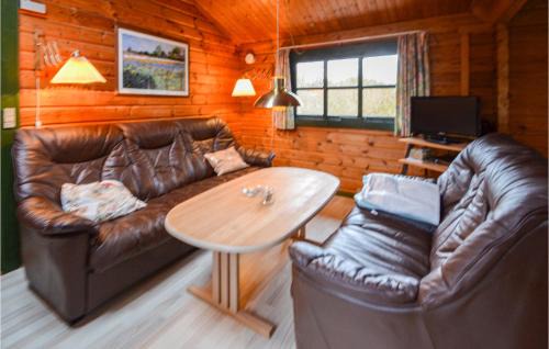 Roslev House | Three-Bedroom Holiday Home In Roslev