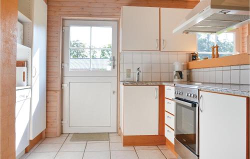 Skjern House | Three-Bedroom Holiday Home In Skjern