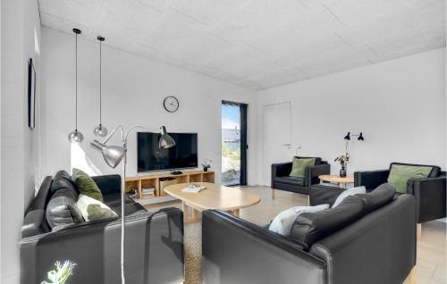 Klitmoller House | Three-Bedroom Holiday Home In Thisted