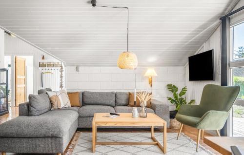 Vorupør House | Three-Bedroom Holiday Home In Thisted