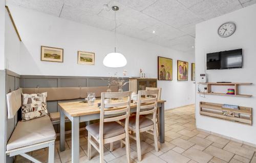 Thorsminde House | Three-Bedroom Holiday Home In Ulfborg