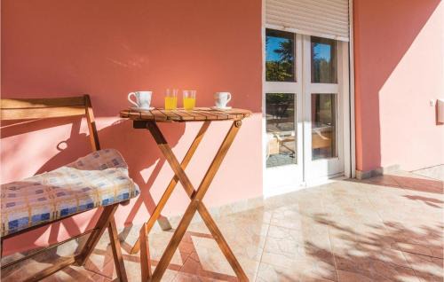 Sikovo House | Three-Bedroom Holiday Home In Sikovo
