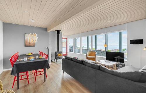 Hvalpsund House | Three-Bedroom Holiday Home In Farso