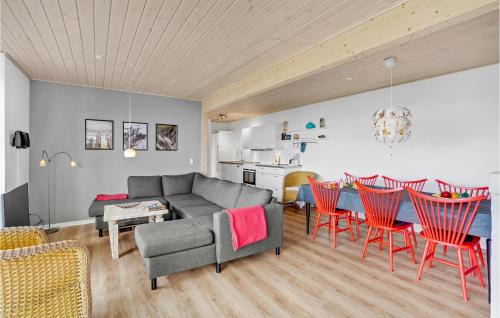 Hvalpsund House | Three-Bedroom Holiday Home In Farso