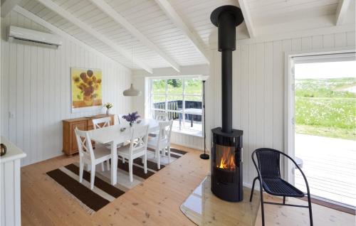 Grenaa House | Three-Bedroom Holiday Home In Grenaa