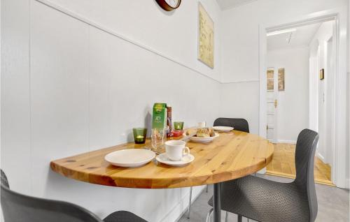 Nørre Sejerslev House | Three-Bedroom Holiday Home In Hojer