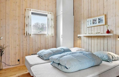 Grønninghoved Strand House | Three-Bedroom Holiday home in Sjølund 3