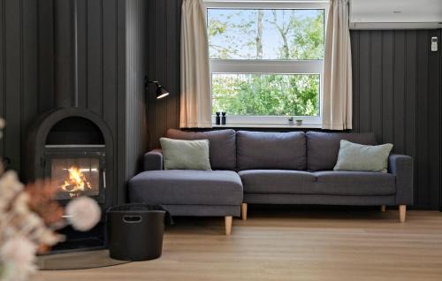 Bork Havn House | Three-Bedroom Holiday Home In Hemmet