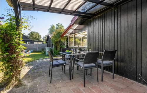 Kramnitse House | Three-Bedroom Holiday Home In Rodby