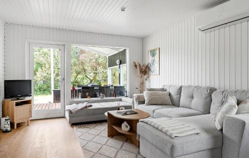 Kramnitse House | Three-Bedroom Holiday Home In Rodby