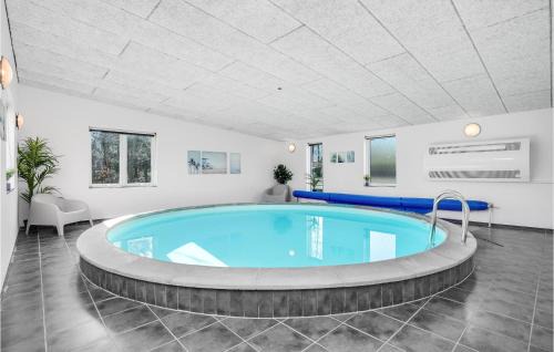 Ronde House | Three-Bedroom Holiday Home In Ronde