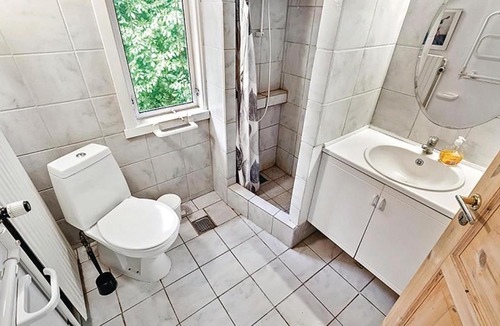 Borre House | Three-Bedroom Holiday Home in Stege