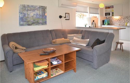 Sunds House | Three-Bedroom Holiday Home In Sunds