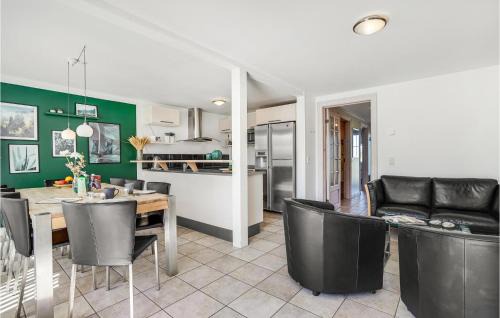 Kongsmark House | Three-Bedroom Holiday Home In Romo
