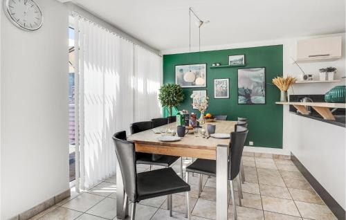 Kongsmark House | Three-Bedroom Holiday Home In Romo