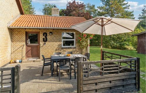 Rømø Kirkeby House | Three-Bedroom Holiday Home In Romo