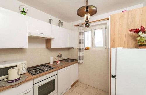 urinici House | Three Bedroom Holiday Home with Pool