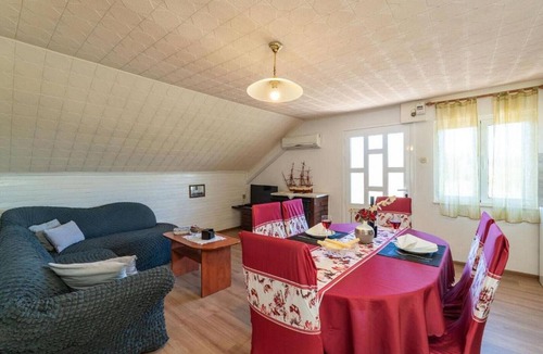 urinici House | Three Bedroom Holiday Home with Pool