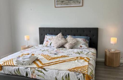 Wallan House | Three bedroom home in Wallan with Mountain view