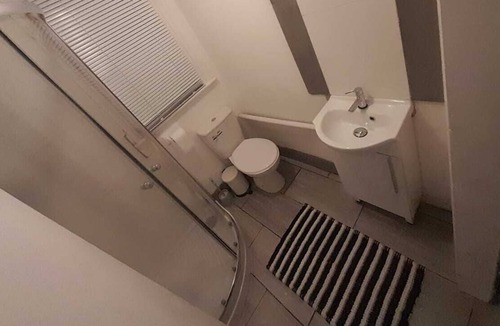 Ladywell House | Three bedroom house- self contained