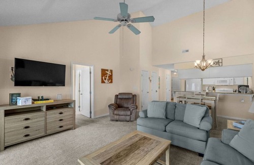 Waterford Plantation Apartment | Three bedroom two bath condo in Carolina Forest