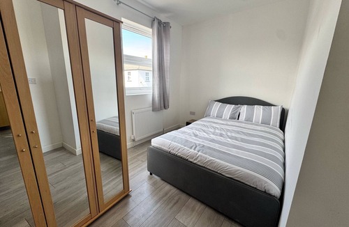 Belvedere Apartment | Three Double Rooms in Spacious Home