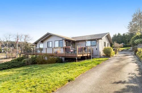 Freeland House | Three Eagles On Whidbey