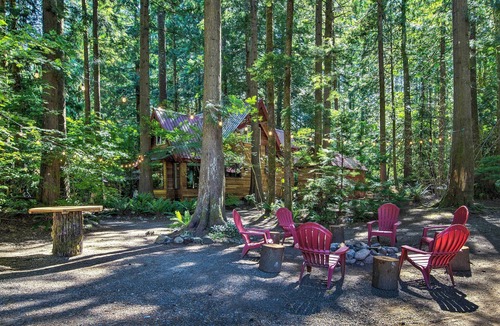 Index House | Three Enchanting Riverfront Cabins: Hot Tub Access