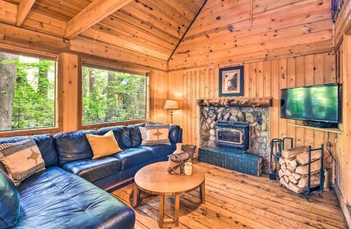Index House | Three Enchanting Riverfront Cabins Hot Tub Access
