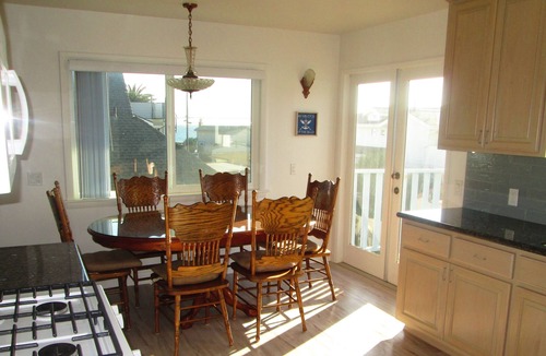 Cayucos House | Three Houses From The Beach 3 minute walk to beach.