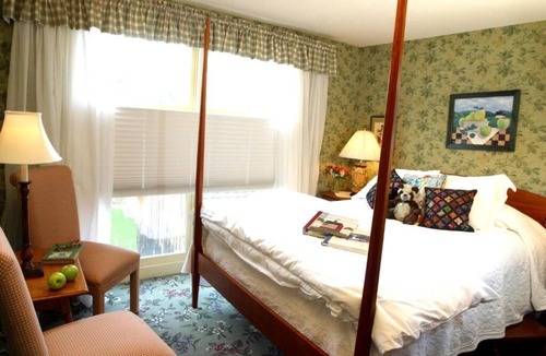 Jamaica Hotel | Three Mountain Inn