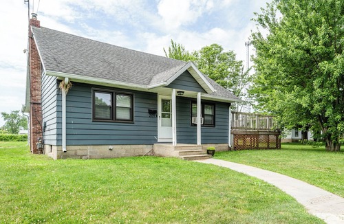 Three Oaks House | Three Oaks Home With Two Night Summer Min!